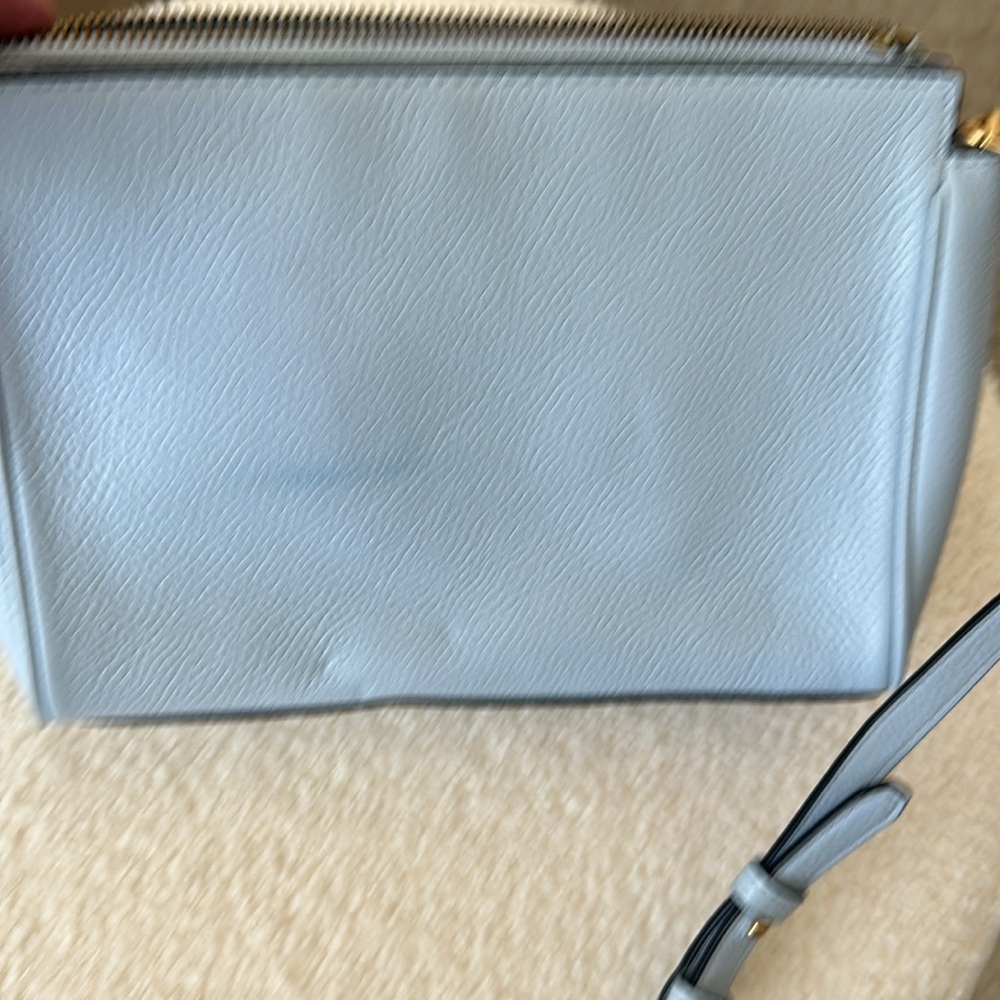 Tory Burch baby blue crossbody - Picture 11 of 12